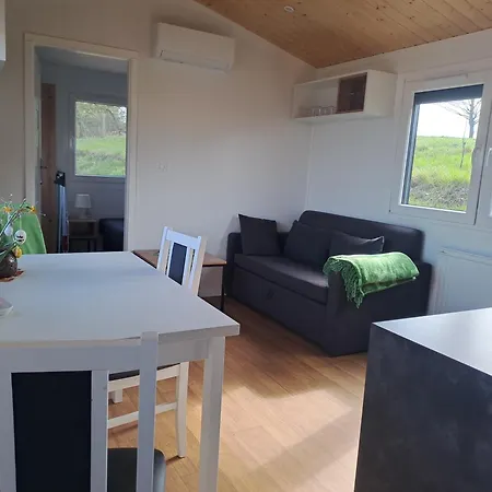 Haus Hecht بيت للعطل
